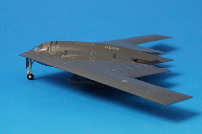 1:200 B-2A USAF 509th Bomb Wing 393rd Bomb Wing #88-0328 556989 Herpa