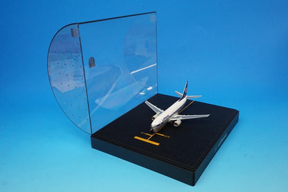 1:200 B737-300 Lufthansa Passau D-ABXB Herpa airplane model