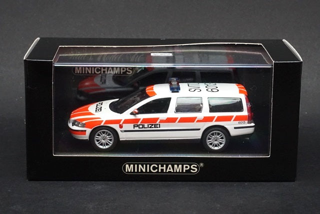 1:43 MINICHAMPS 430171897 Volvo Kantonspolizei Schwyz