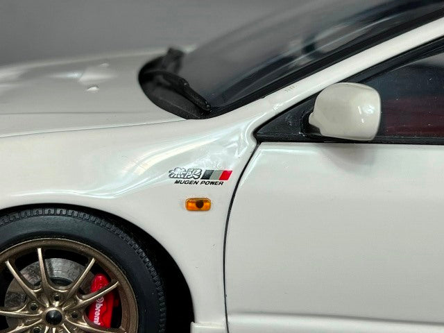 1:18 AUTOart 73251 Honda Integra Type R Infinity Version 2001 White