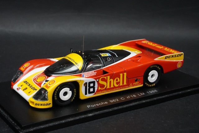 1:43 SPARK S0902 Porsche 962C LM Le Mans 1988 #18 Shell