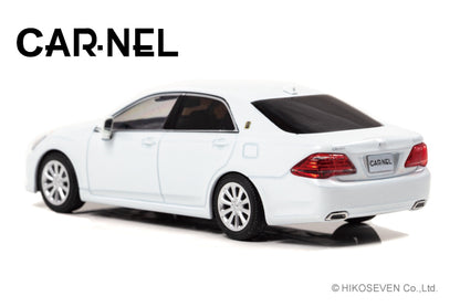 CN431007 CAR-NEL 1:43 Toyota Crown Royal Saloon G GRS202 2010 White Pearl