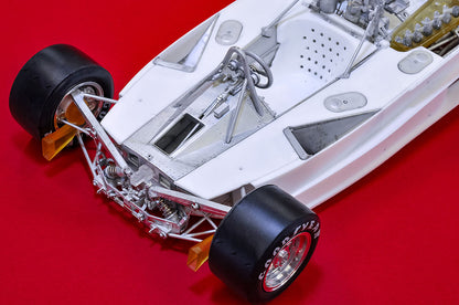 [ Back-order ] Model Factory HIRO K686 1:12 Fulldetail Kit 312T2 Ver.B 1977 Rd.11 German GP #11 N.Lauda / #12 C.Reutemann MFH