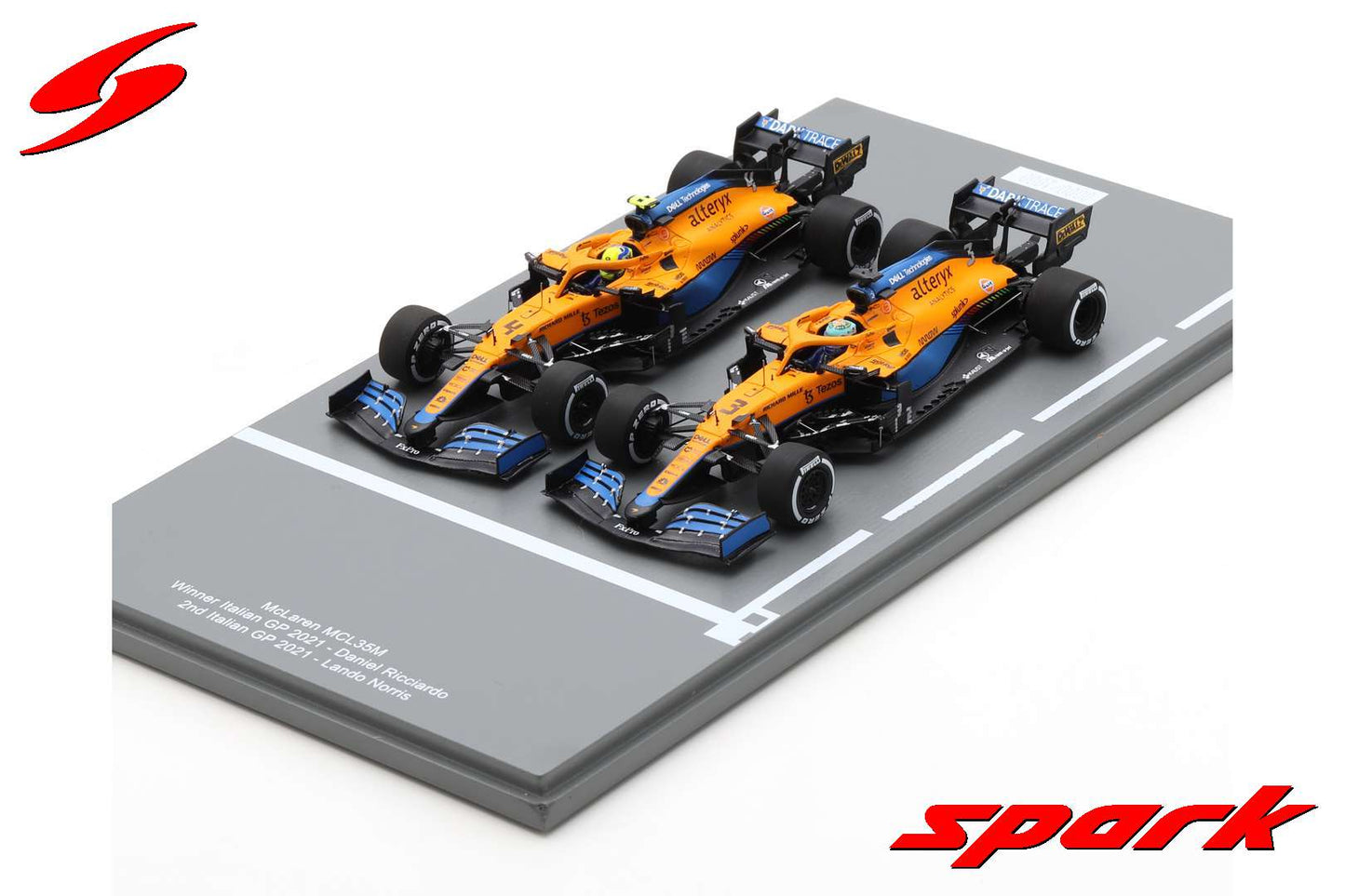 S7694 SPARK 1:43 McLaren MCL35M #3 Italian GP 2021 Win Daniel Ricciardo + #4 Italian GP 2021 2nd Lando Norris + Pit Board