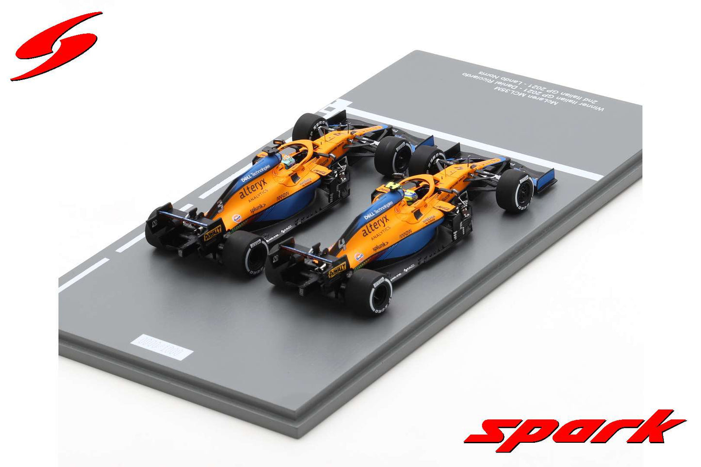 S7694 SPARK 1:43 McLaren MCL35M #3 Italian GP 2021 Win Daniel Ricciardo + #4 Italian GP 2021 2nd Lando Norris + Pit Board