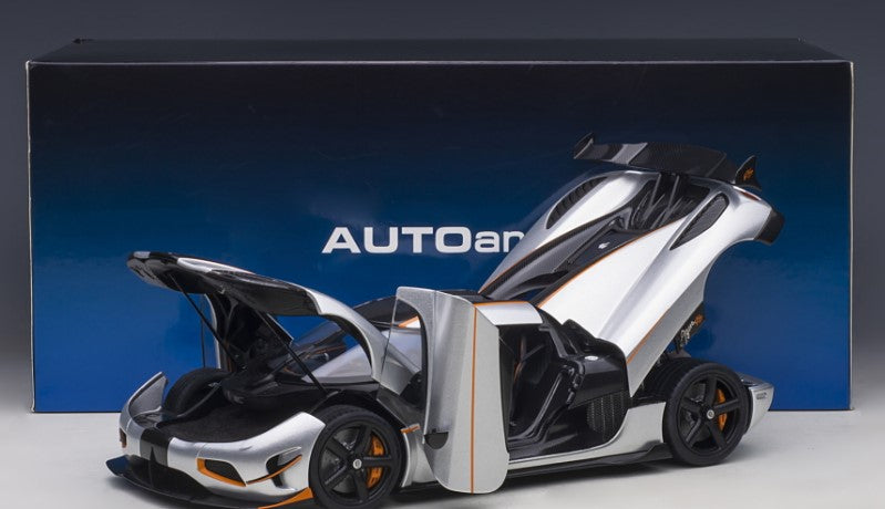 79024 AUTOart 1:18 Koenigsegg Agera RS Silver/Carbon Black model car