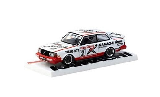 T64-050-86MGP02 TARMAC WORKS 1:64 Volvo 240 Turbo Macau Guia Race 1986 Winner With Container 1968