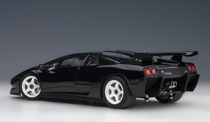 79146 AUTOart 1:18 Lamborghini Diablo SV-R Deep Black