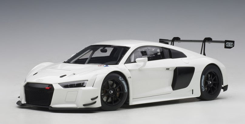 81602 AUTOart 1:18 Audi R8 LMS 2016 White model car