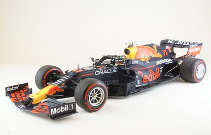 110210711 MINICHAMPS 1:18 Honda Red Bull Racing RB16B Sergio Perez Azerbaijan GP 2021