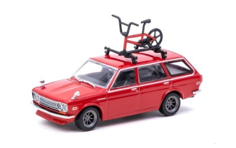 T64G-026-RE TARMAC WORKS 1:64 Nissan Datsun Bluebird 510 Wagon Red