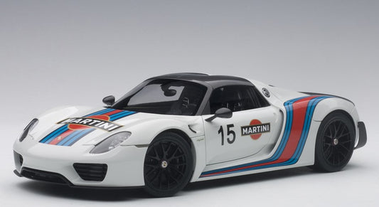 77927 AUTOart 1:18 Porsche 918 Spyder Visor Package White / MARTINI Stripe