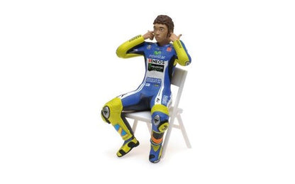 312140046 MINICHAMPS 1:12 Figure Valentino Rossi MOTOGP 2014 "Checking The Ear Plug"