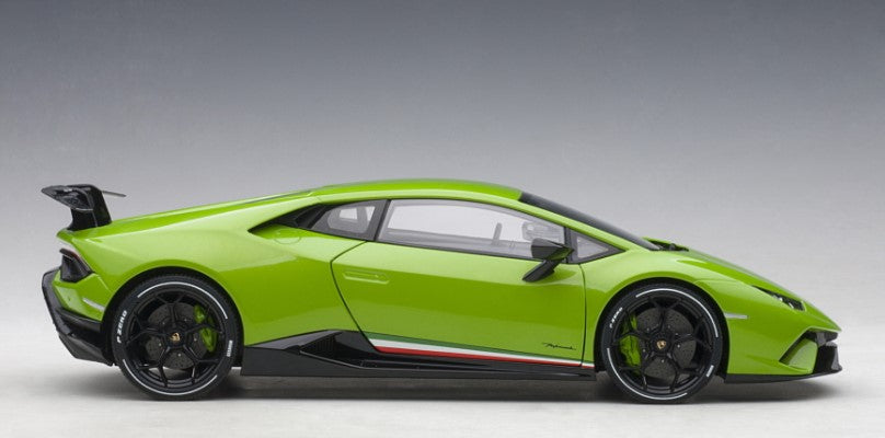 79154 AUTOart 1:18 Lamborghini Huracan Performante Pearl Green