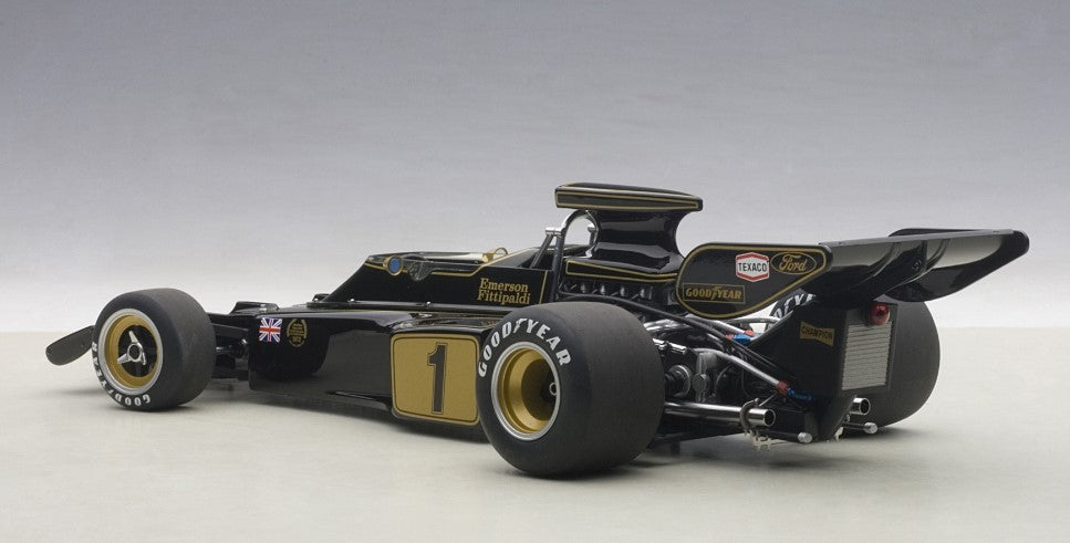 87327 AUTOart 1:18 Lotus 72E 1973 #1 Emerson Fittipaldi model car