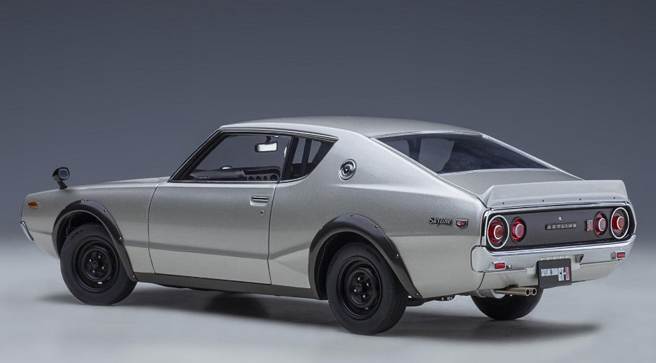 77471 AUTOart 1:18 Nissan Skyline 2000 GT-R KPGC110 Silver model car