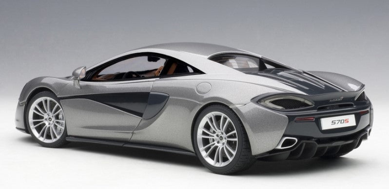 76043 AUTOart 1:18 McLaren 570S Silver model car