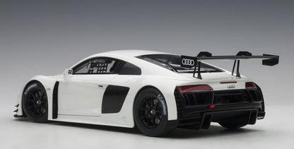 81602 AUTOart 1:18 Audi R8 LMS 2016 White model car