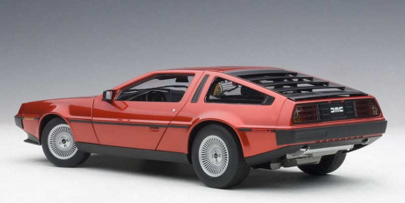 79918 AUTOart 1:18 Delorian DMC-12 Metallic Red