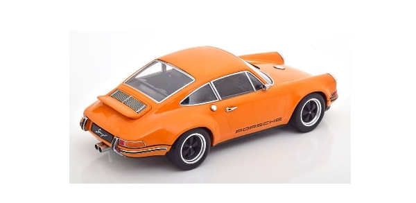 KKDC180443 KK scale 1:18 Porsche Singer 911 Coupe Orange/Black