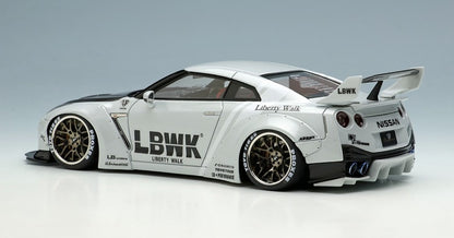 LB015B MakeUp EIDOLON 1:43 Nissan LB WORKS R35 GT-R Type 1.5 LB Shilhouette Wing Metallic White/Black Stripe