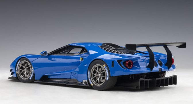 81812 AUTOart 1:18 Ford GT Le Mans Blue model car