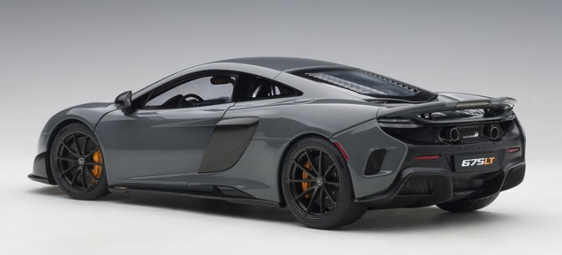 76047 AUTOart 1:18 McLaren 675 LT Gray model car