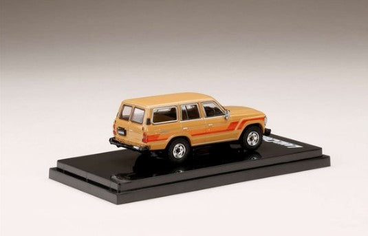 HJ642039BBG Hobby JAPAN 1:64 Toyota Land Cruiser 60 GX 1988/Optional side sticker Beige