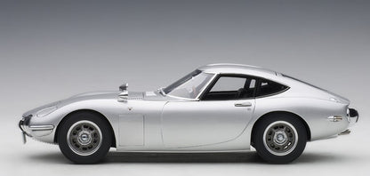 78752 AUTOart 1:18 Toyota 2000GT Silver