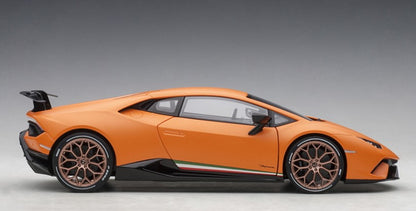 79152 AUTOart 1:18 Lamborghini Huracan Performante Matte Orange