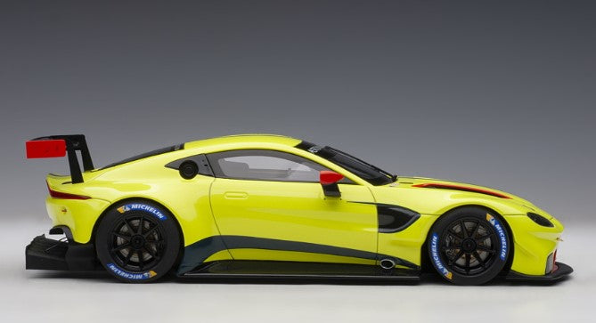 81807 AUTOart 1:18 Aston Martin Vantage GTE 2018 Presentation Car model cars