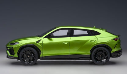 79169 AUTOart 1:18 Lamborghini Urus Pearl Green