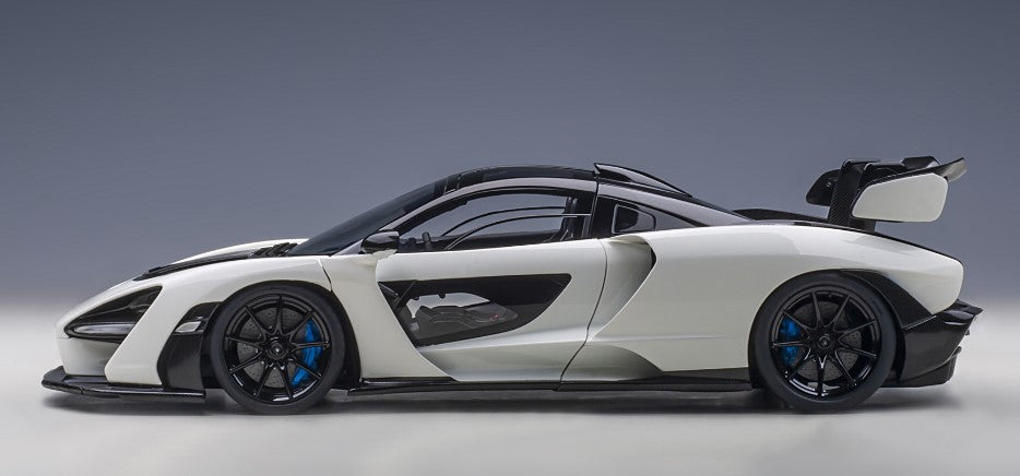 76075 AUTOart 1:18 McLaren Senna White model car