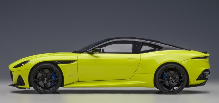 70295 AUTOart 1:18 Aston Martin DBS Super Leggera Metallic Lime Green model car