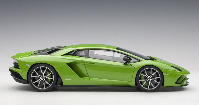 79133 AUTOart 1:18 Lamborghini Aventador S Pearl Green