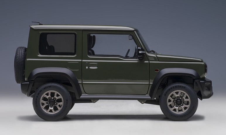 78509 AUTOart 1:18 Suzuki Jimny Sierra JB74 Moss Green model car