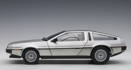 79916 AUTOart 1:18 DeLorean DMC-12 Satin Silver model car