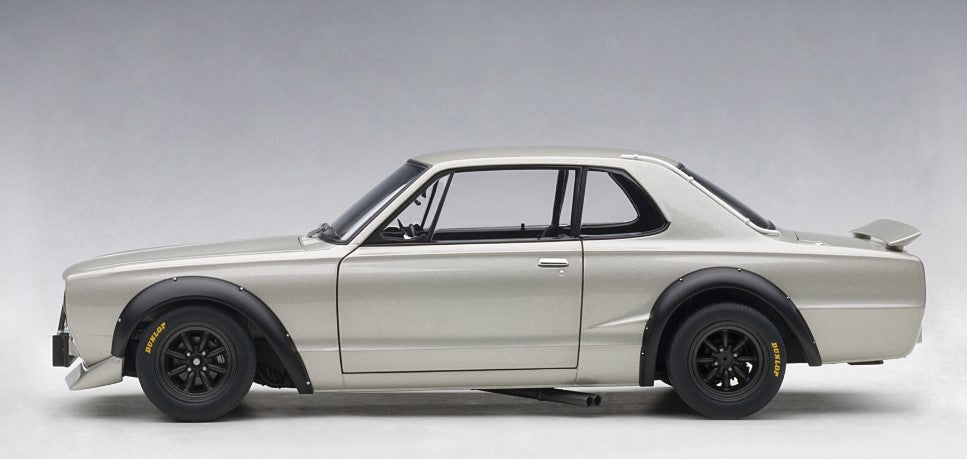 87277 AUTOart 1:18 Nissan Skyline GT-R KPGC10 Racing 1972 Silver model cars