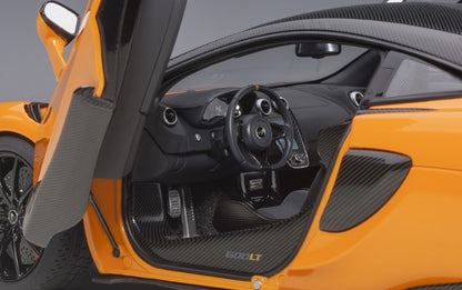 76084 AUTOart 1:18 McLaren 600LT Light Orange / Carbon Roof