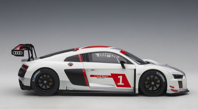 81600 AUTOart 1:18 AUDI R8 LMS 2016 Presentation car Geneva International Motor Show GIMS