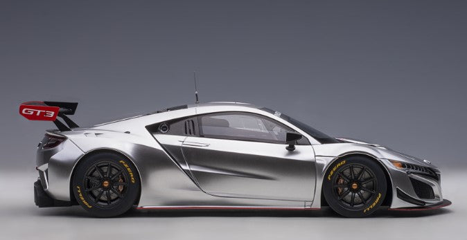 81897 AUTOart 1:18 Honda NSX GT3 2018 Hyper Silver model car