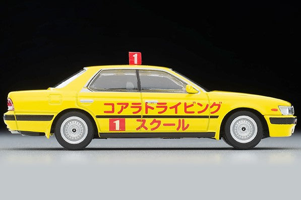 LV-N260a TOMYTEC Tomica Limited Vintage NEO 1:64 Nissan Laurel Training Car 1992 Yellow