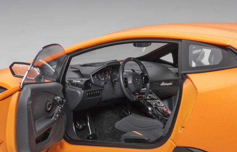 79152 AUTOart 1:18 Lamborghini Huracan Performante Matte Orange