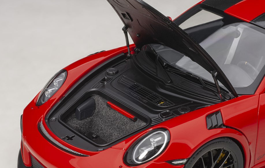 78173 AUTOart 1:18 Porsche 911 991.2 GT2 RS Weissach Package Red Carbon Black