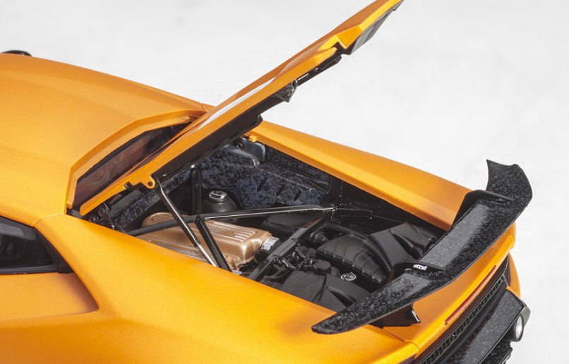 79152 AUTOart 1:18 Lamborghini Huracan Performante Matte Orange