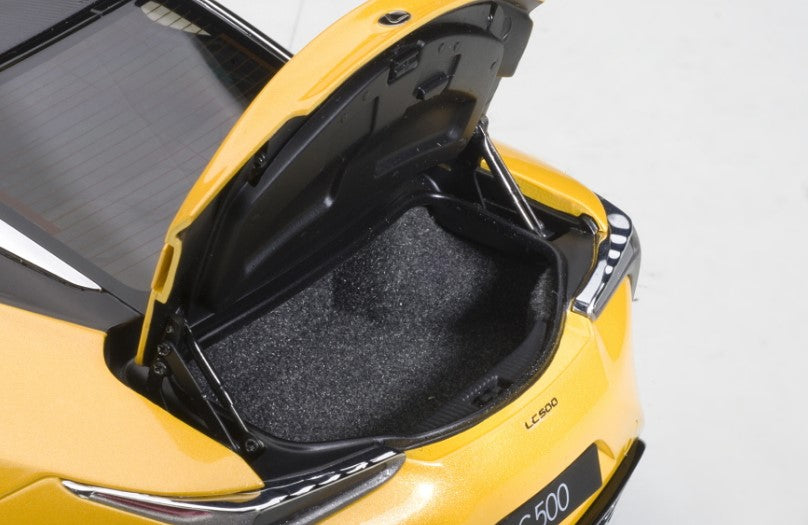 78847 AUTOart 1:18 Lexus LC500 Metallic Yellow interior color/Black