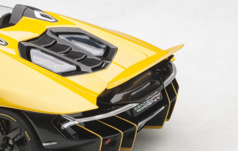 79117 AUTOart 1:18 Lamborghini Centenario Roadster Pearl Yellow model car