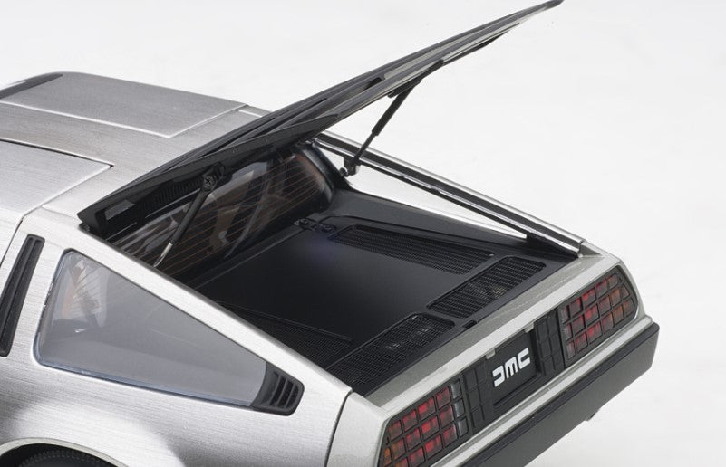 79916 AUTOart 1:18 DeLorean DMC-12 Satin Silver model car