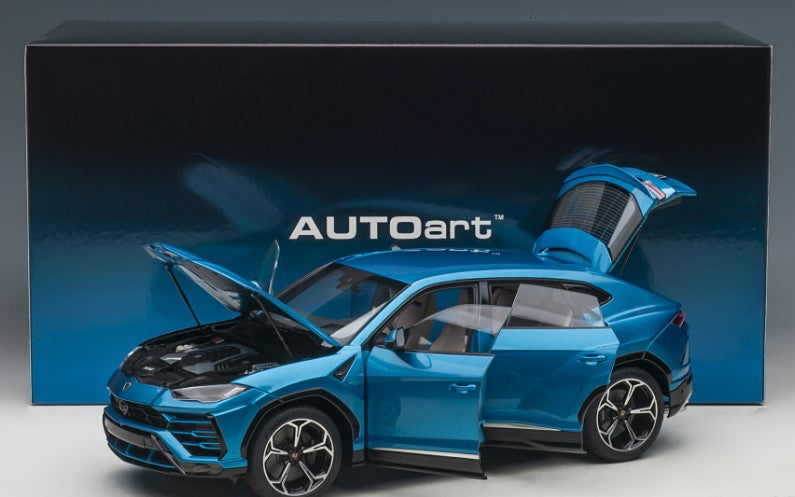 79162 AUTOart 1:18 Lamborghini Urus Metallic Blue model car