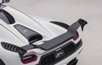 79021 AUTOart 1:18 Koenigsegg Agara RS White/Carbon Black model car